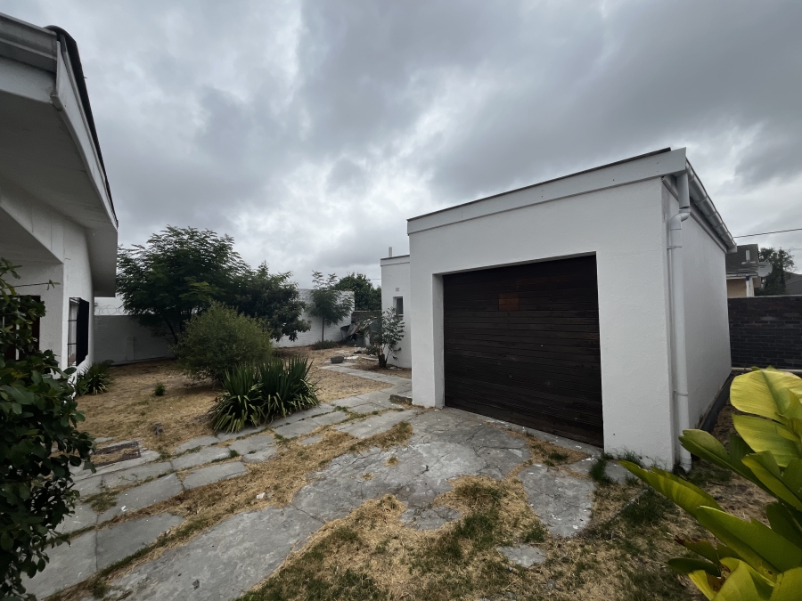 4 Bedroom Property for Sale in Glenhaven Western Cape